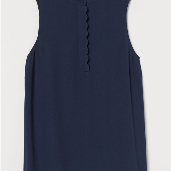 H&M Scalloped Trimmed Blouse (NWT) - Picture 4 of 12